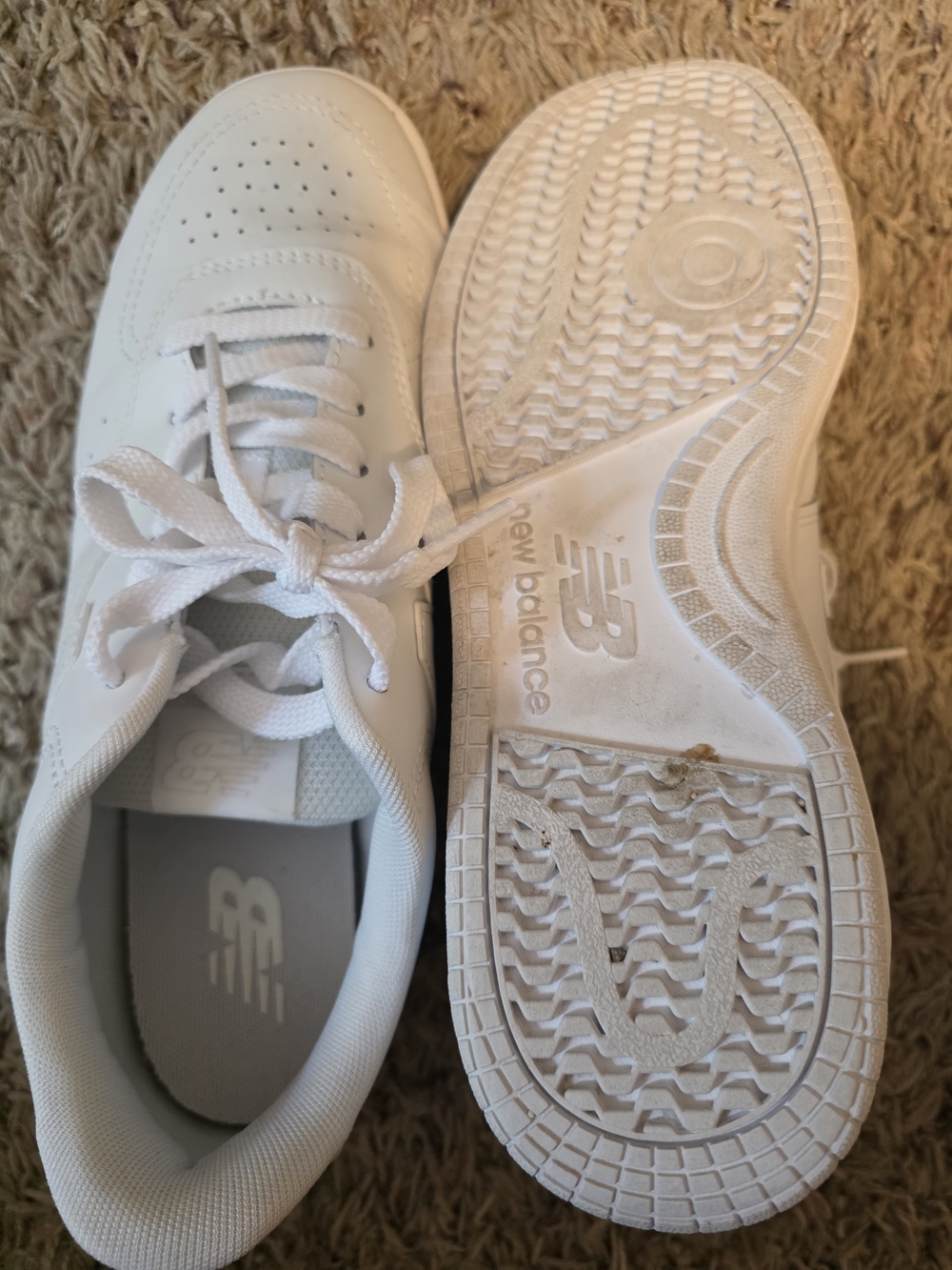 New Balance White Women's Low-Top Sneakers